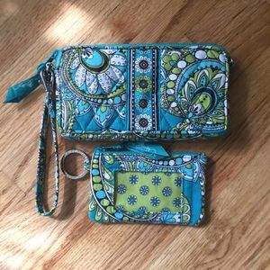 EUC Vera Bradley Wristlet & ID Wallet Bundle